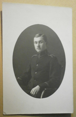 Luutnantti Dahl 1921, henkilökuvakortti, ateljeekuva, ei p.