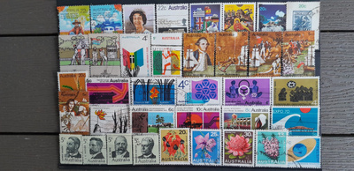 AUSTRALIA n. 1960-70 luku LEIMATTUJA postimerkkejä 37 kpl