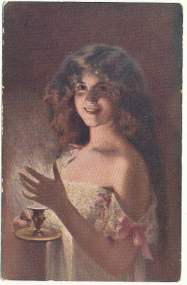 J COMMERRE - Neito yöpuvussa - vanha Carte Postale