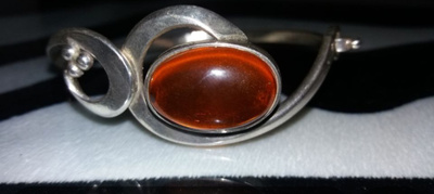 Vintage hopea Meripihka Amber rannekoru 60 luvulta