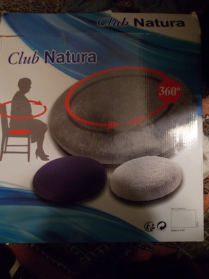 KÄÄNTYVÄ TUOLINISTUINOSA