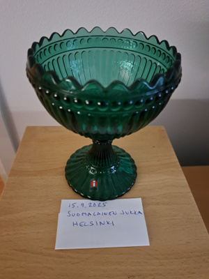 Mariskooli Smaragdi-Tarra-käyttämätön ja virheetön