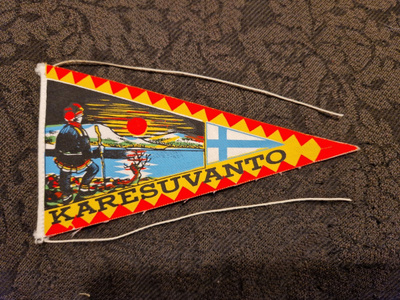 Karesuvanto vintage pieni matkailuviiri