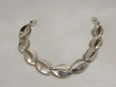 Vintage Design hopea rannekoru 925