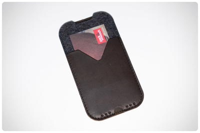 Uusi PACK & SMOOCH -suoja: iPhone 13/12 mini, SE, 8, 7, 6s/6