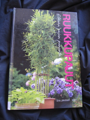 Sine Jakobsen : Ruukkupajut ( 1 p. 2008 )
