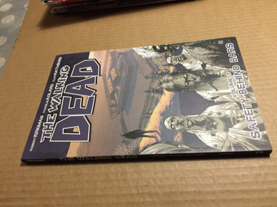THE WALKING DEAD VOLUME 3 HYVÄ