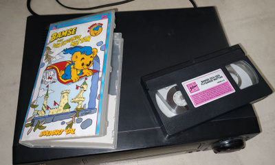 VHS: Bamse och den flygande mattan