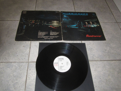 HURRIGANES - ROADRUNNER  - LP v 1974 ( hienok, vinyyli )