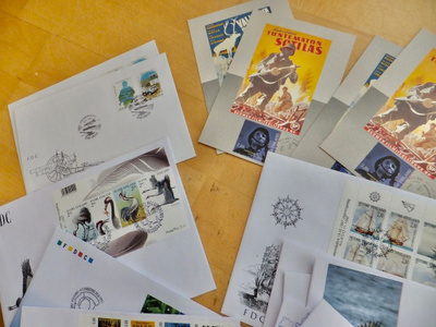 VANHOJA FDC Ensipäiväkuoria n 28 kpl
