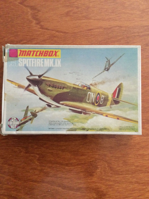 Matchbox Spitfire pienoismalli