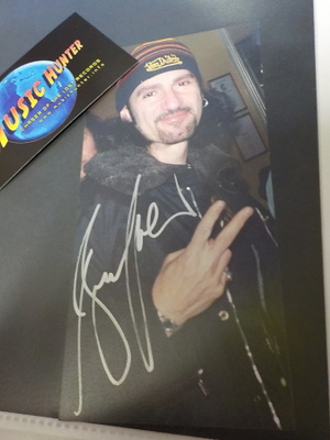 BRUCE KULICK KUVA NIMMARILLA