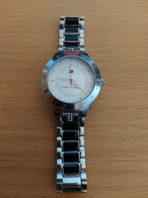 Tommy Hilfiger rannekello