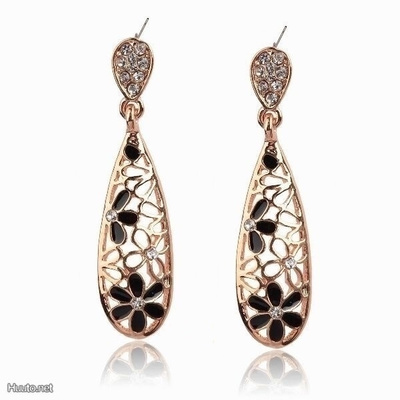 0311 .. 18K Kulta Duble Crystal Kukat  .. Korvakorut