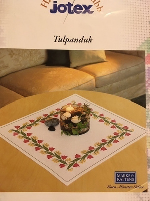 Ristipistomalli Kaunis tulppaaniliina