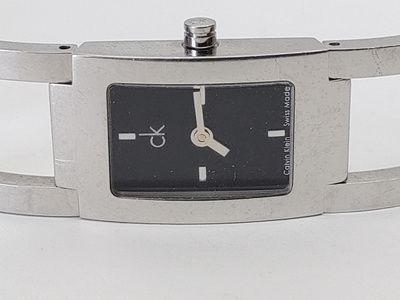Calvin Klein rannekello, Swiss Made
