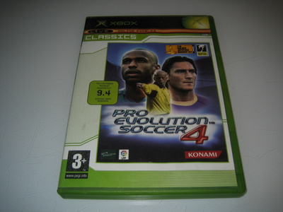 Pro Evolution Soccer 4  **XBOX**