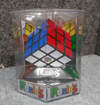 Rubikin kuutio uudenveroinen