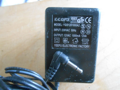Yeefu YGS1201000A2, AC-AC, 12V.
