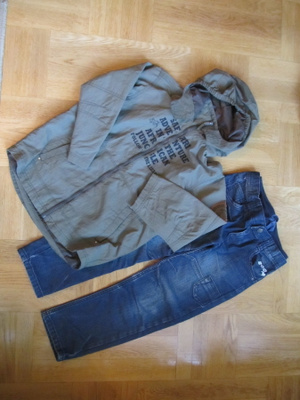 Kide SAFARI JUNGLE välikausitakki koko 130 + farkut koko 7v
