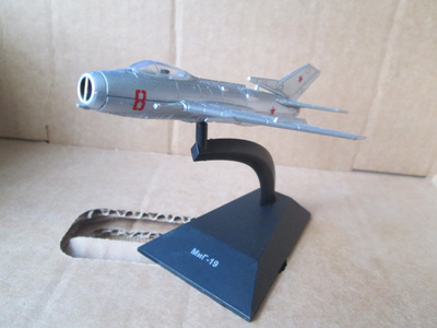 Mig-19 pienoismalli