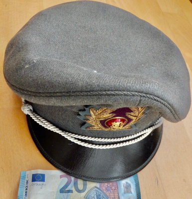 VANHA Upseerin Koppalakki
