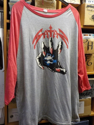 SATAN UUSI PITKÄHIHAINEN PAITA / T-PAITA  KOKO XL/XXL