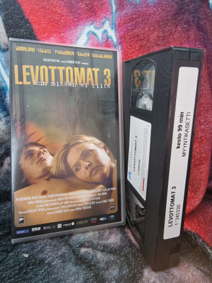 Levottomat 3 (Mi Grönlund) VHS