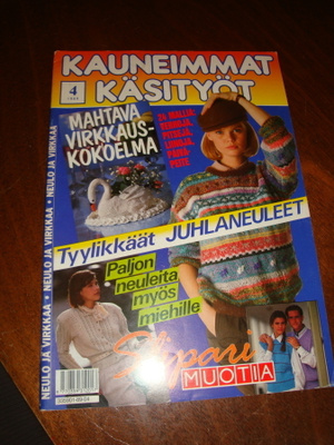 KAUNEIMMAT KÄSITYÖT 4/1989