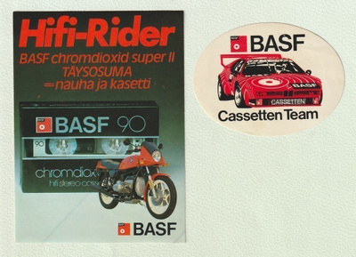 Vanhoja BASF/BMW-mainostarroja