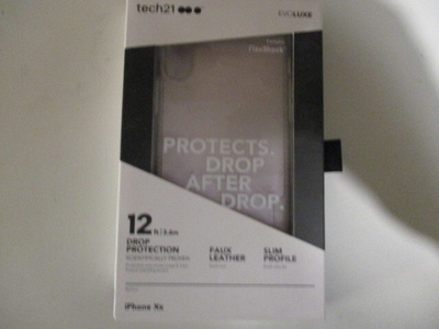 TECH 21 EVOLUXE