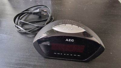 Kelloradio AEG MRC 4116