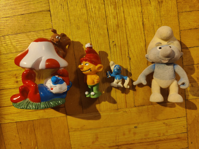 Valikoima smurffeja