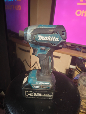 Makita akkuporakone+iso akku