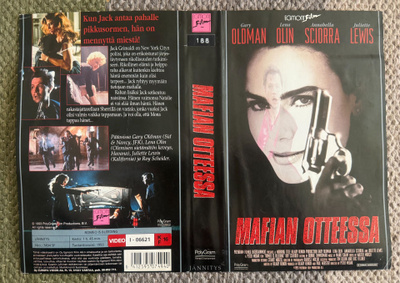 VHS KANSILEHTI : MAFIAN OTTEESSA / ROMEO IS BLEEDING