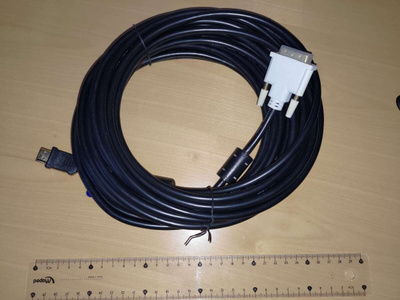 HDMI–DVI-D -kaapeli(10m) häiriösuojattu+HDMI1,5m kaupan pääl