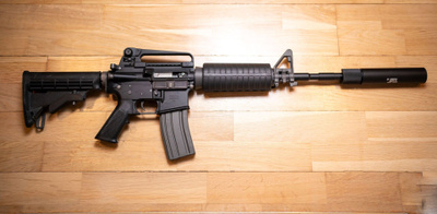 CLASSIC ARMY ARMALITE M4