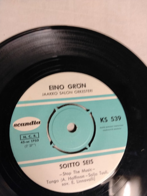 eino grön soitto seis / mustalasrimas
