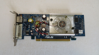 Asus NVIDIA GeForce 7500LE DVI S-Video PCI-E