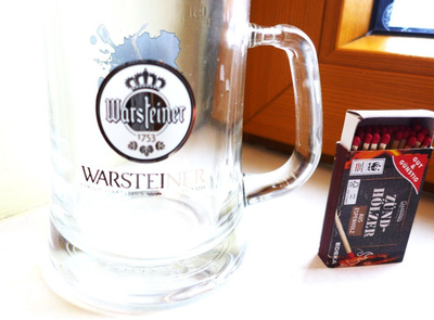 Kolpakko muki olut merkki Warsteiner lasia upea