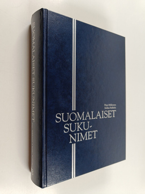 Pirjo Mikkonen ym. : Suomalaiset sukunimet