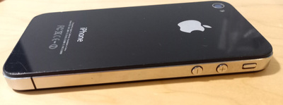 iPhone 4 8 GB musta
