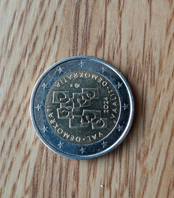2 € ,Vaalit demokratia