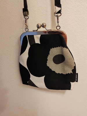 Marimekko Unikko laukku