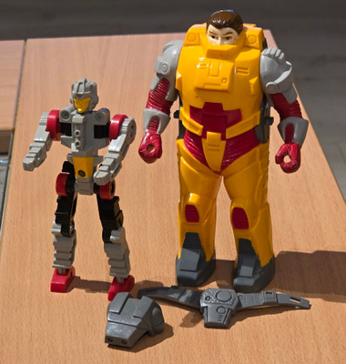 Transformers G1 LANDMINE (Pretender) 1988