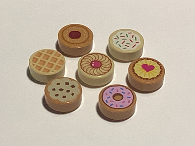 Lego Friends erilaisia leivonnaisia