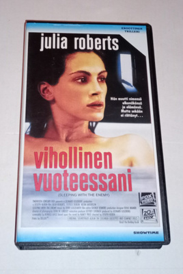 VIHOLLINEN VUOTEESSANI VHS EROOTTINEN TRILLERI