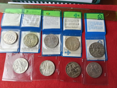 9. KPL. SUOMI JUHLARAHAA. HOPEAA