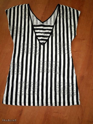 NANSO MUSTA-VALKOINEN PYSTYRAITA TUNIKA KOKO: M/L