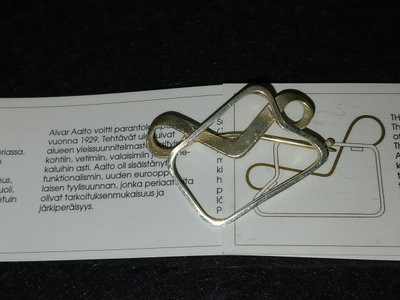 Alvar Aallon desing Hopea Paimio tuoli rintakoru  925
